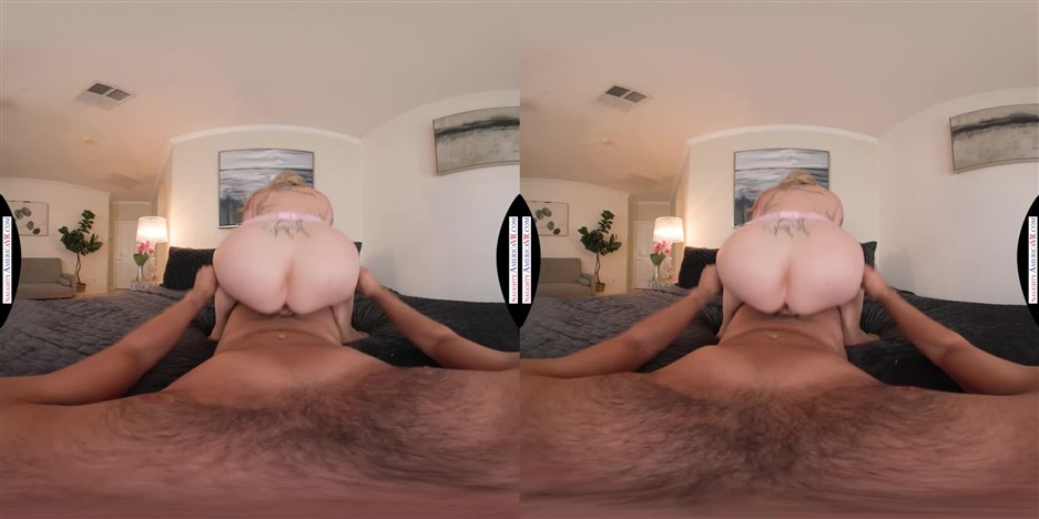 Naughty America VR with Hot Ass Hollywood in Busty blonde Hot Ass Hollywood has seen you peeping and now she wants to fuck you